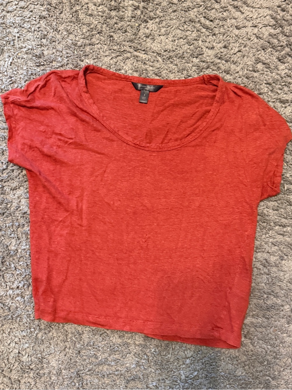 Women's Red Scoop Neck Tee - banana republic